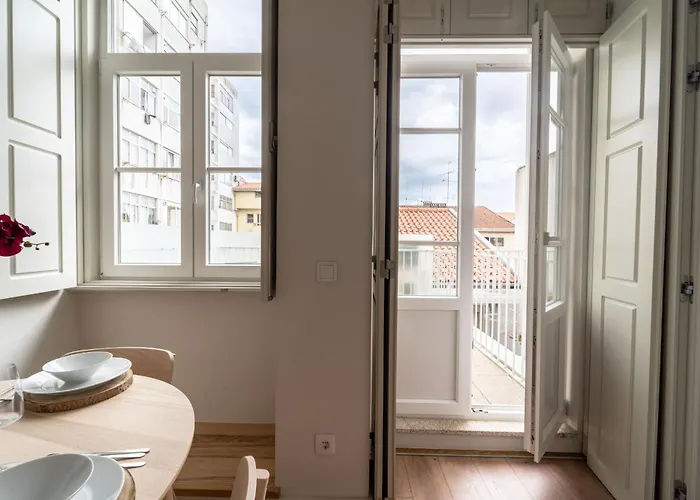 Apartment Escadaria 21 By House And People *