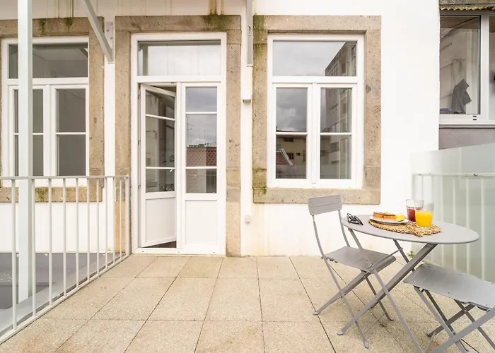 Escadaria 21 By House And People * Braga